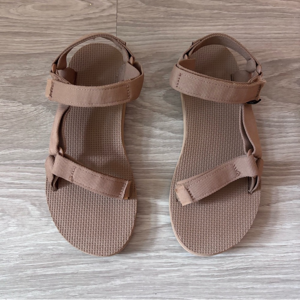 Teva Original Universal Sandal Sand Dune Size 8